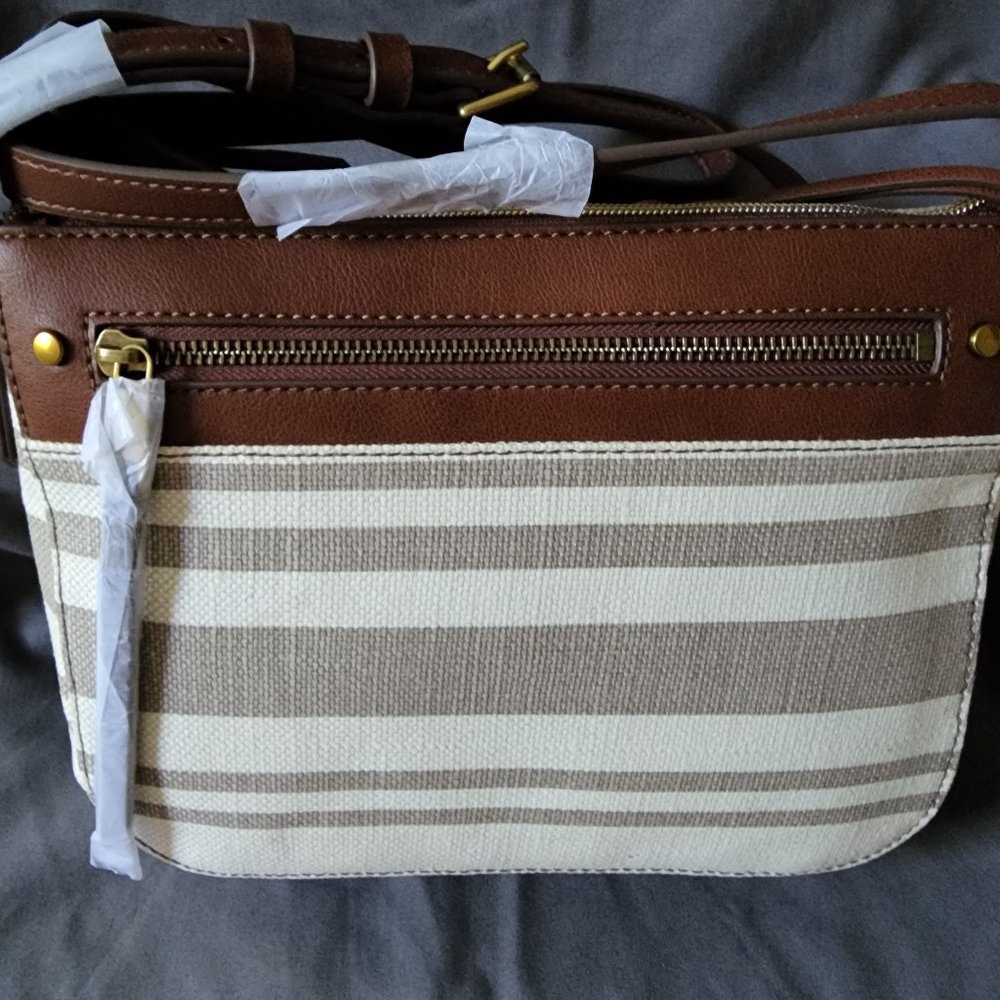 Fossil Farah Crossbody